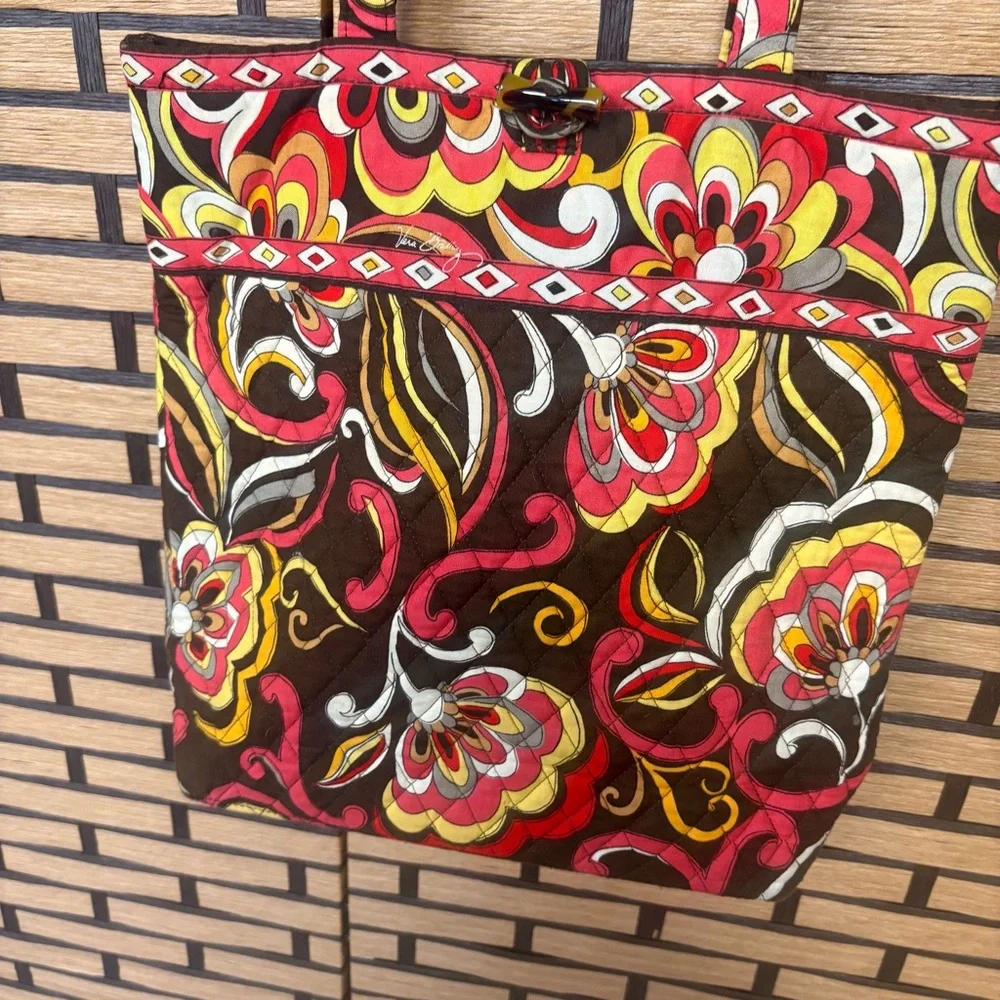 Vera Bradley‎ Tote Bag